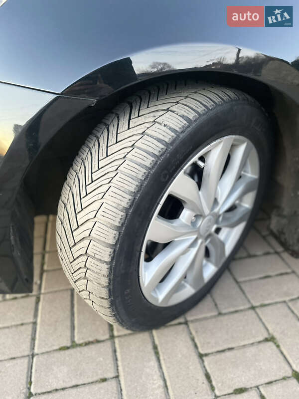 Седан Kia Optima 2014 в Кропивницком