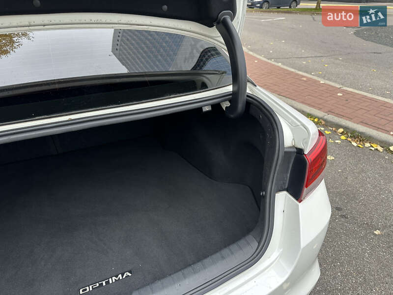 Седан Kia Optima 2016 в Киеве фото 46 Седан Kia Optima 2016 в Киеве