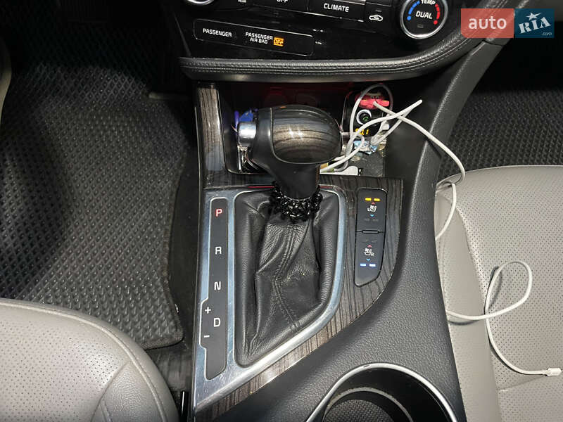 Седан Kia Optima 2013 в Білій Церкві