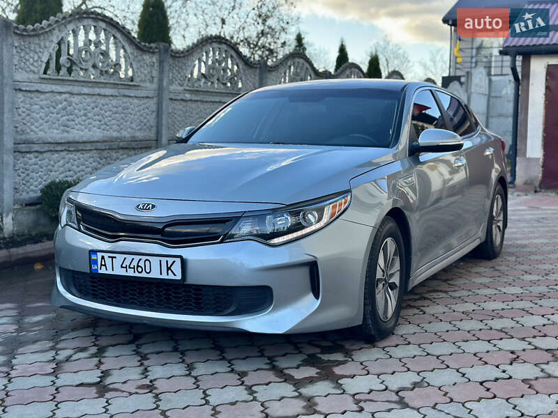 Седан Kia Optima 2016 в Ивано-Франковске