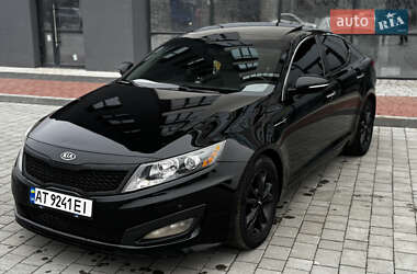 Седан Kia Optima 2012 в Ивано-Франковске