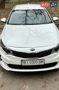 Седан Kia Optima 2016 в Полтаве