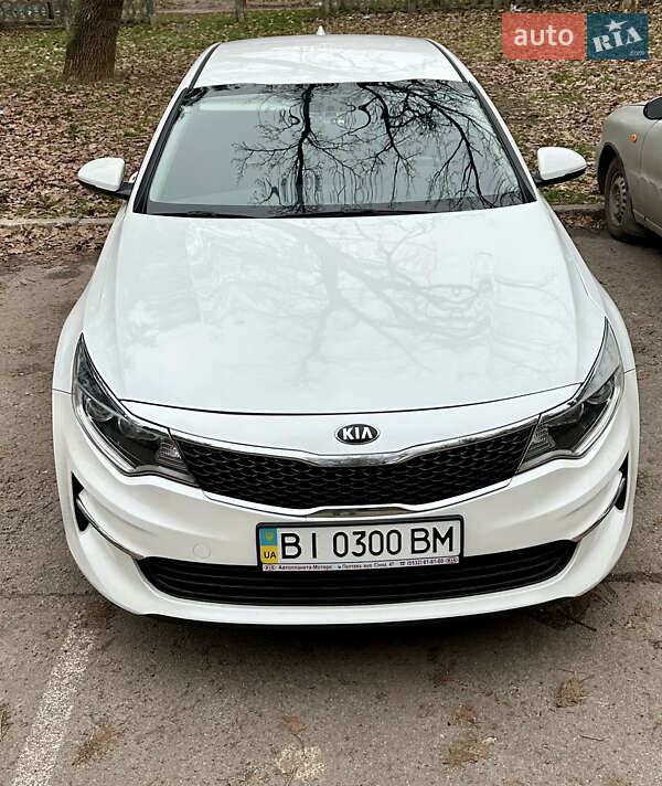 Седан Kia Optima 2016 в Полтаве