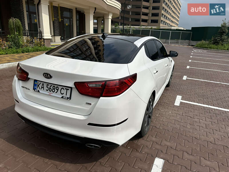 Седан Kia Optima 2013 в Киеве