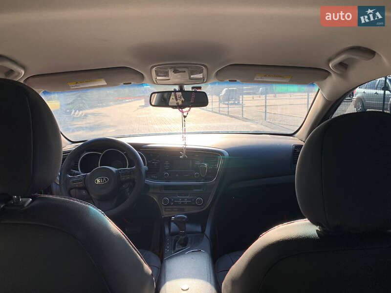 Седан Kia Optima 2015 в Львові