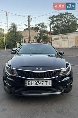 Седан Kia Optima 2016 в Одессе