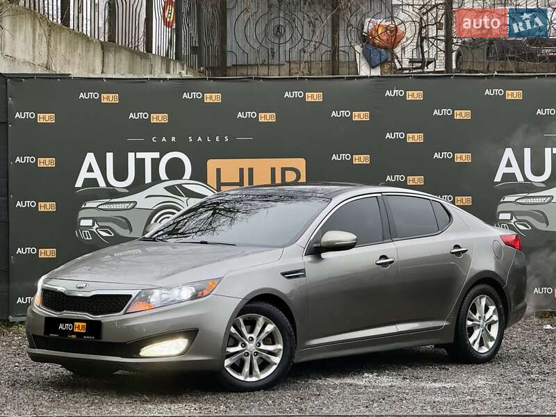 Седан Kia Optima 2012 в Харькове