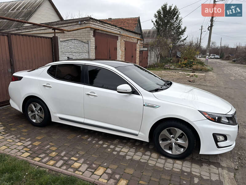 Седан Kia Optima 2014 в Запорожье