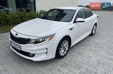 Седан Kia Optima 2017 в Львове
