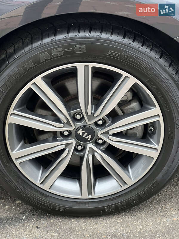 Седан Kia Optima 2018 в Одессе