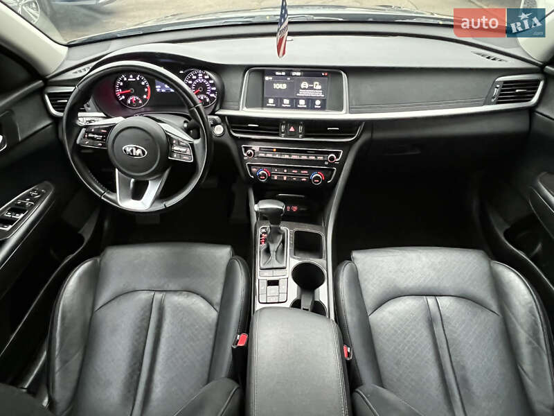 Седан Kia Optima 2018 в Одессе