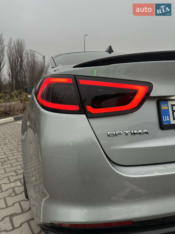 Седан Kia Optima 2014 в Хмельницькому