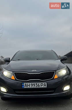 Седан Kia Optima 2015 в Киеве