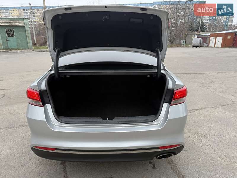 Седан Kia Optima 2016 в Днепре фото 21 Седан Kia Optima 2016 в Днепре