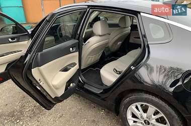 Седан Kia Optima 2017 в Гадяче