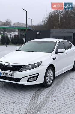 Седан Kia Optima 2015 в Полтаве