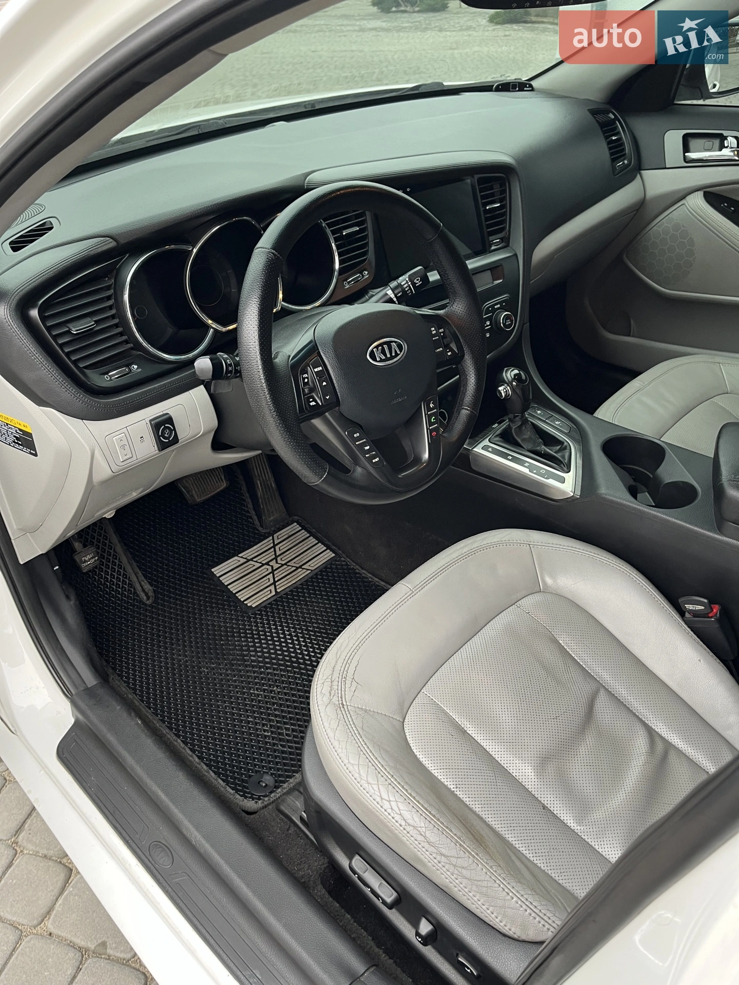 2011 Kia Optima - мініатюра 12