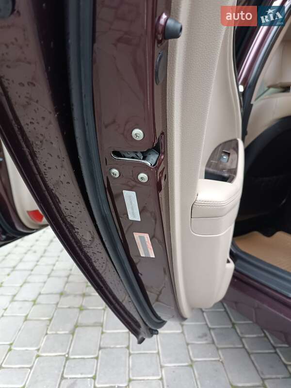 Седан Kia Optima 2012 в Одессе