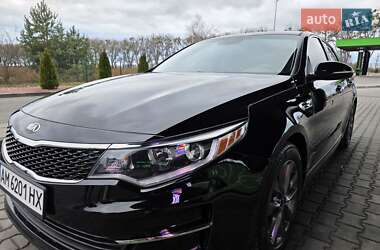 Седан Kia Optima 2016 в Киеве