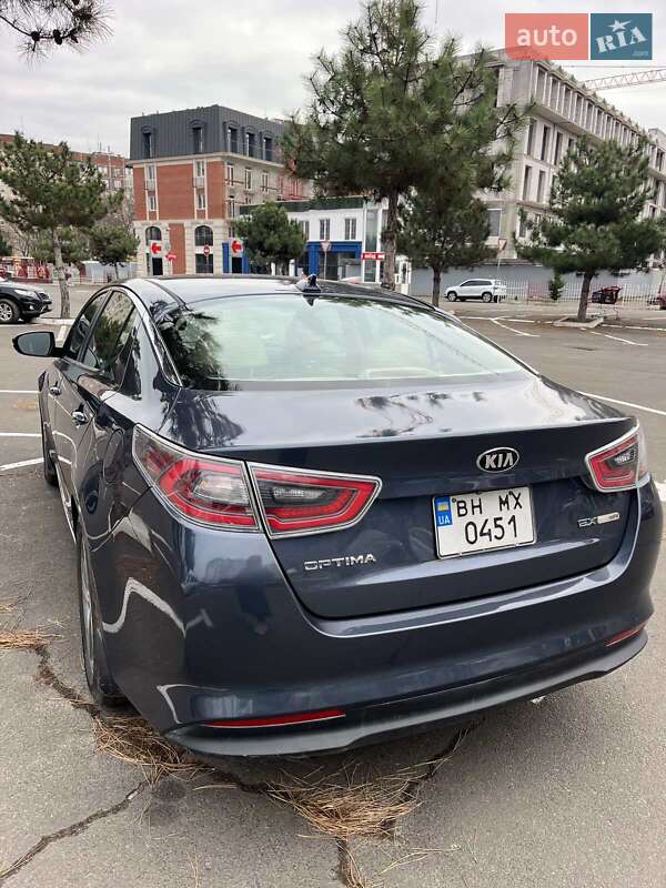Седан Kia Optima 2014 в Одесі