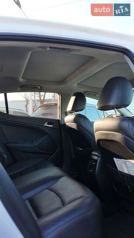 Седан Kia Optima 2014 в Одессе