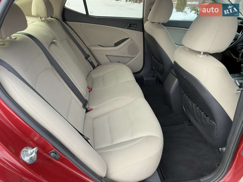 Седан Kia Optima 2013 в Борисполе