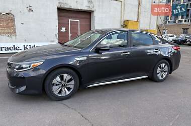 Седан Kia Optima 2017 в Киеве