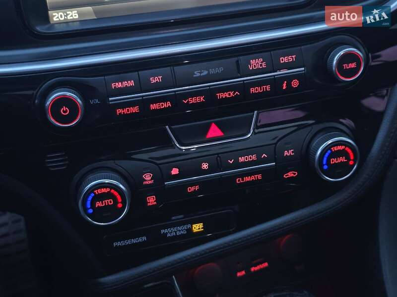 Седан Kia Optima 2014 в Тернополі