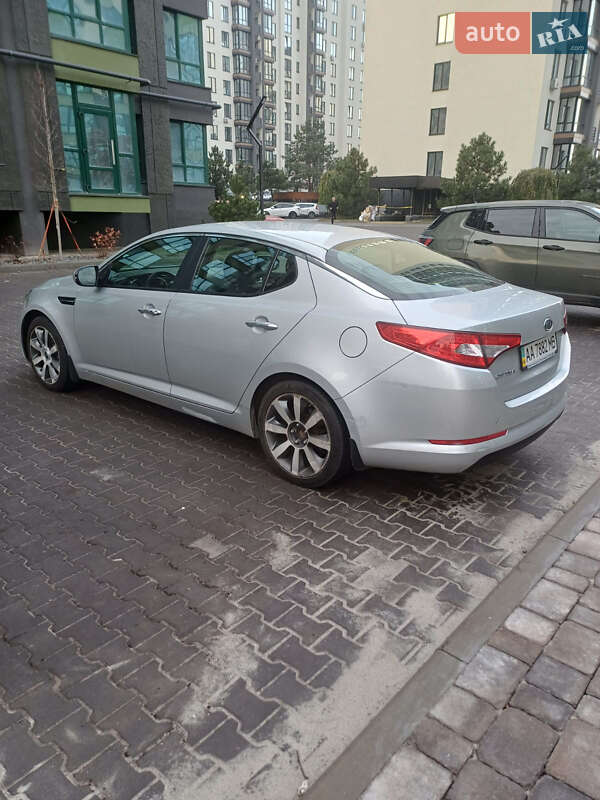 Седан Kia Optima 2012 в Киеве