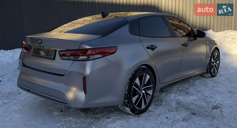 Седан Kia Optima 2017 в Ивано-Франковске