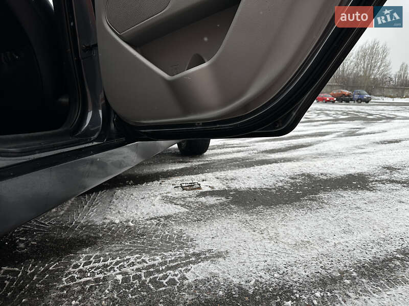 Седан Kia Optima 2011 в Харькове