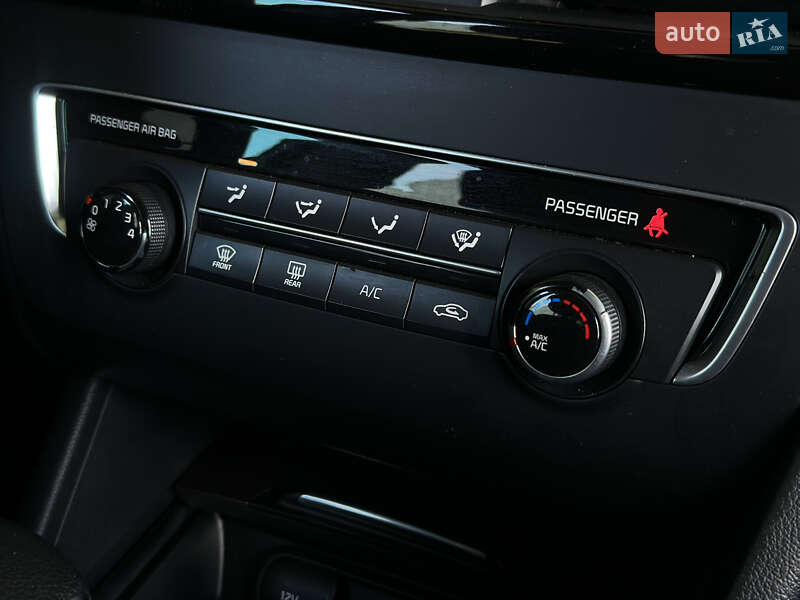 Седан Kia Optima 2016 в Киеве фото 36 Седан Kia Optima 2016 в Киеве