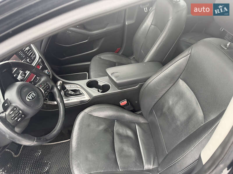 Седан Kia Optima 2015 в Киеве