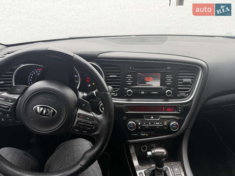 Седан Kia Optima 2015 в Киеве