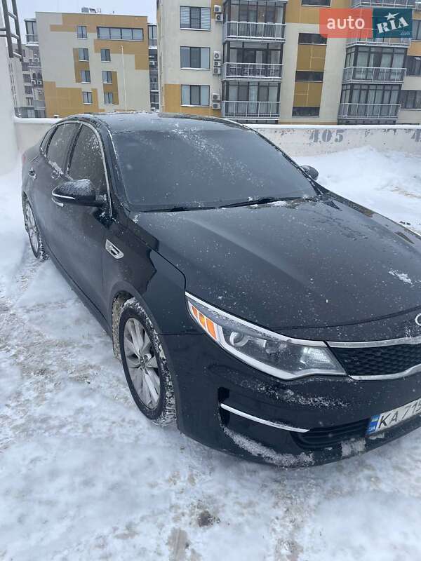Седан Kia Optima 2018 в Киеве