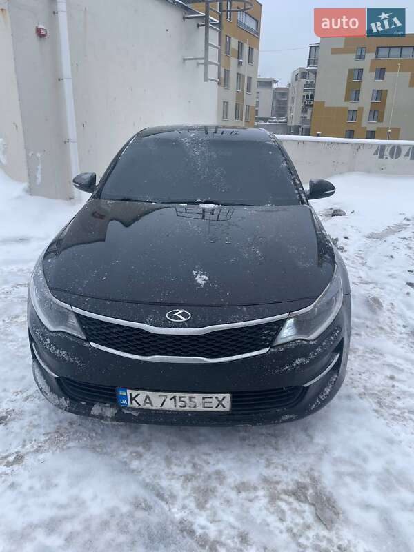 Седан Kia Optima 2018 в Киеве