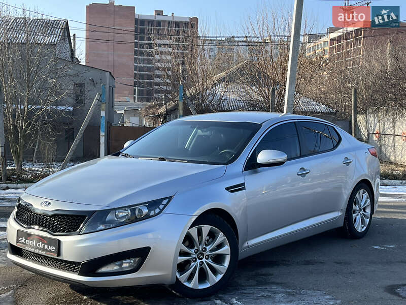 Седан Kia Optima 2012 в Николаеве