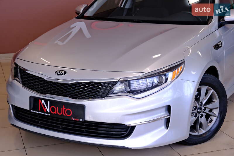 Седан Kia Optima 2016 в Одессе
