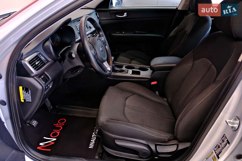 Седан Kia Optima 2016 в Одессе