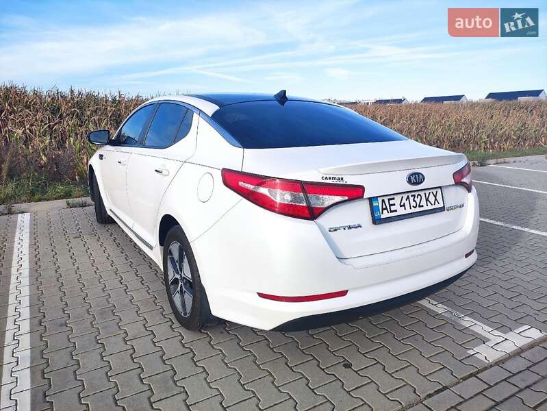 Седан Kia Optima 2013 в Кривому Розі