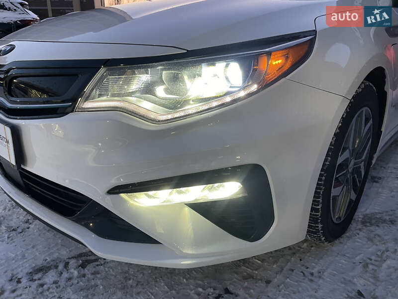 Седан Kia Optima 2019 в Одессе