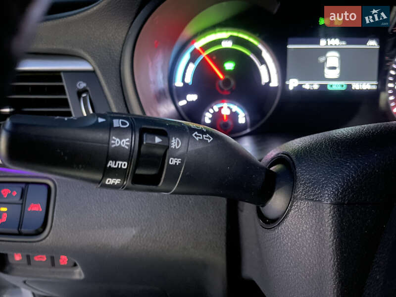 Седан Kia Optima 2019 в Одессе