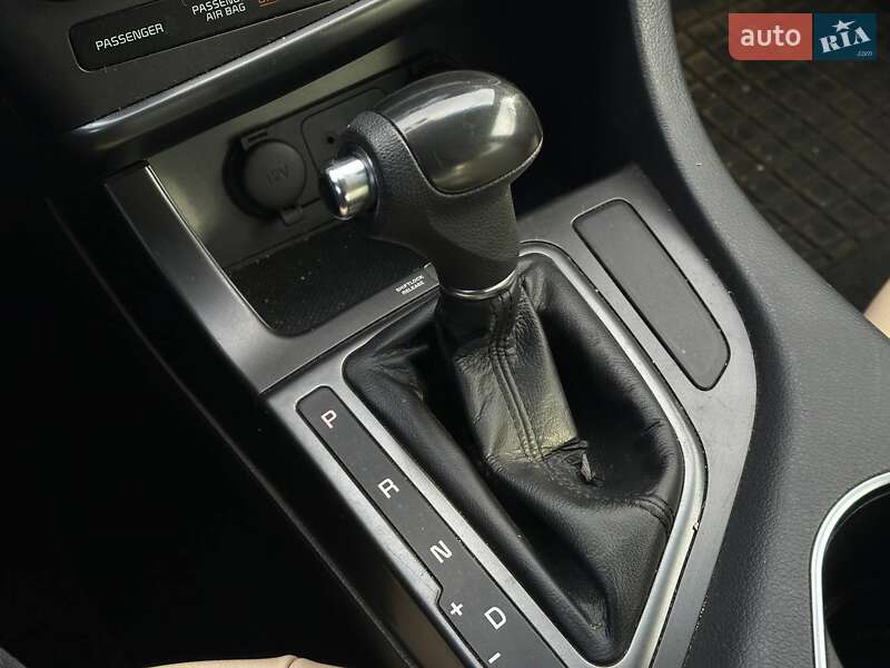 Седан Kia Optima 2014 в Одессе