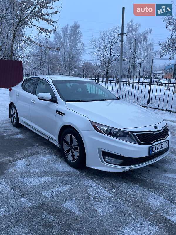 Седан Kia Optima 2012 в Чернигове