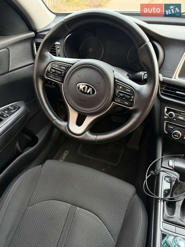 Седан Kia Optima 2017 в Києві фото 5 Седан Kia Optima 2017 в Києві