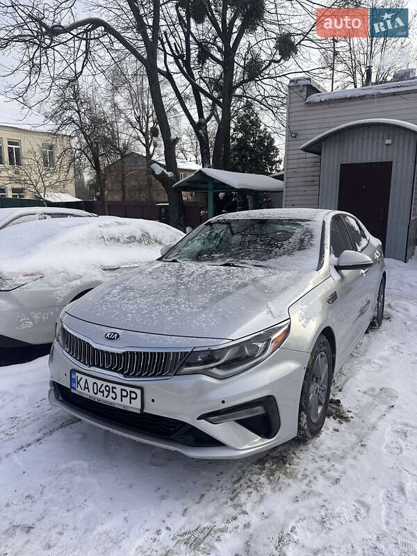 Седан Kia Optima 2020 в Киеве