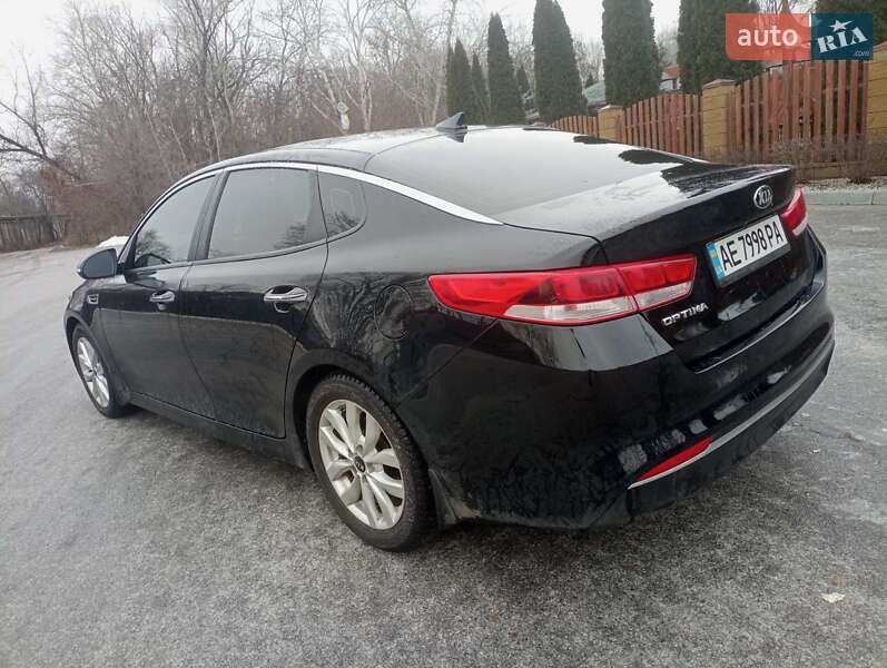 Седан Kia Optima 2018 в Дніпрі