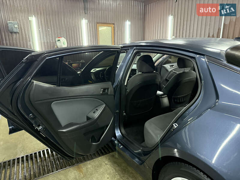 Седан Kia Optima 2014 в Снятині