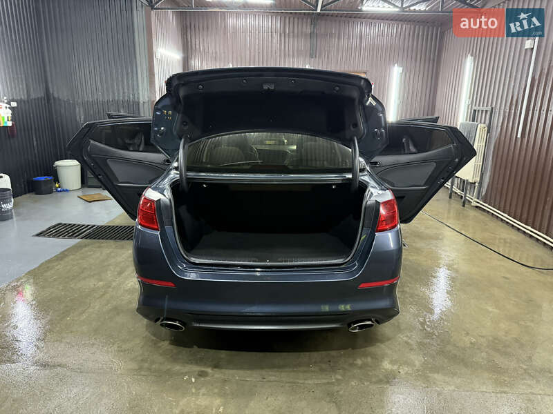 Седан Kia Optima 2014 в Снятині