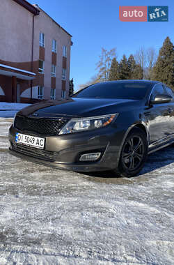 Седан Kia Optima 2013 в Бурштыне